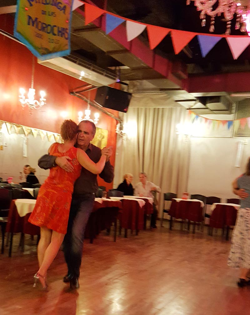 Tangodanserinde eget i Kerteminde