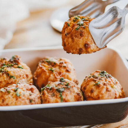 Nemme laksefrikadeller i ovn